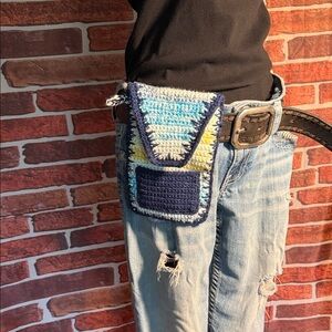 👝 Left Hook Artisan Belt Phone Pouch w/Hidden Pocket, Key Loop & Magnet  Closure